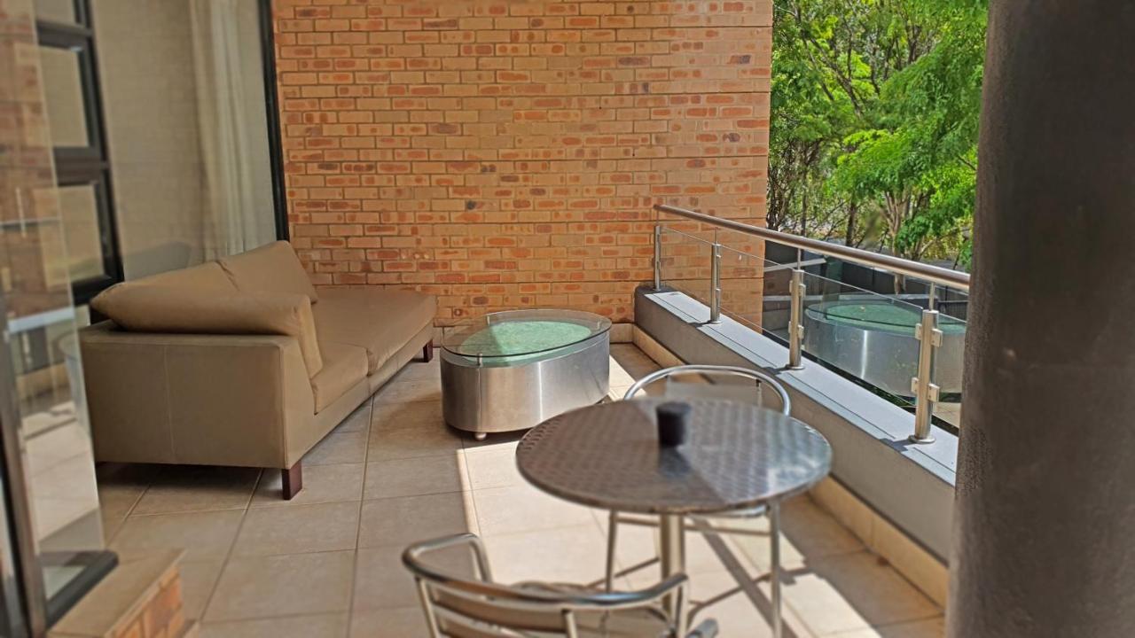 Zuri Residences At Ten Degrees Johannesburg Dış mekan fotoğraf